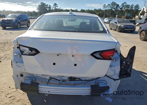 2022 Nissan Versa Sv z USA, uszkodzony, nr VIN 3N1CN8EV6NL846342